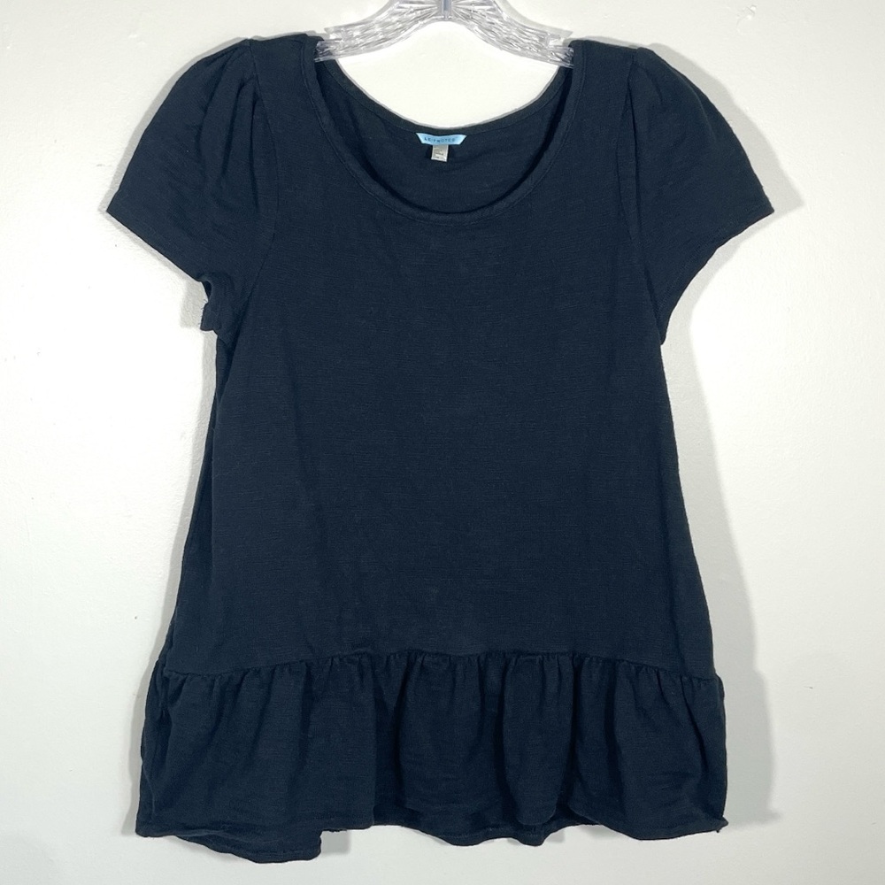 Leifnotes Black Peplum Tee | Puff Sleeve Babydoll Top | Cotton Minimalist